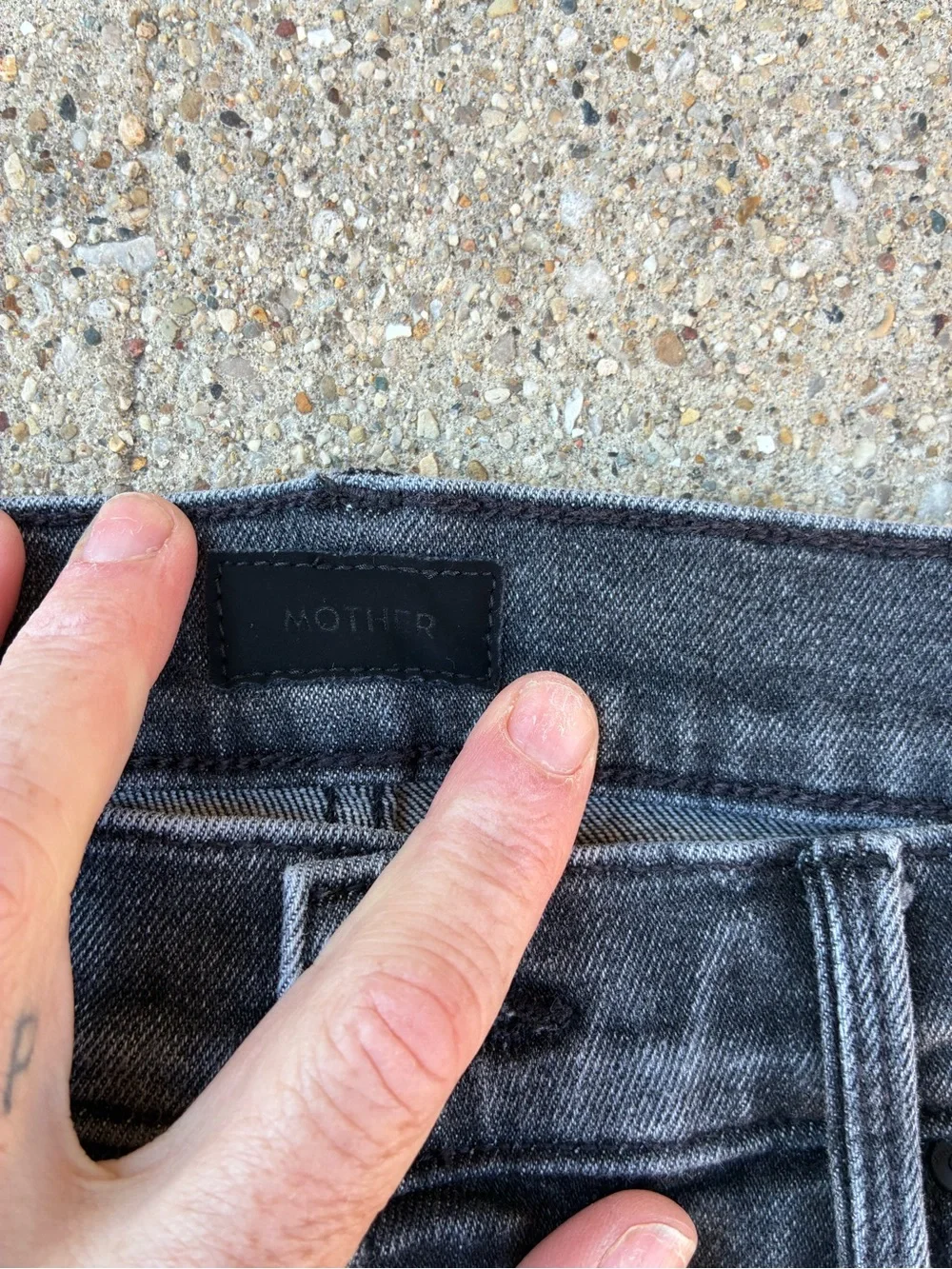 MOTHER The Mid Rise Rider Skimp Jeans - Picture 2 of 16